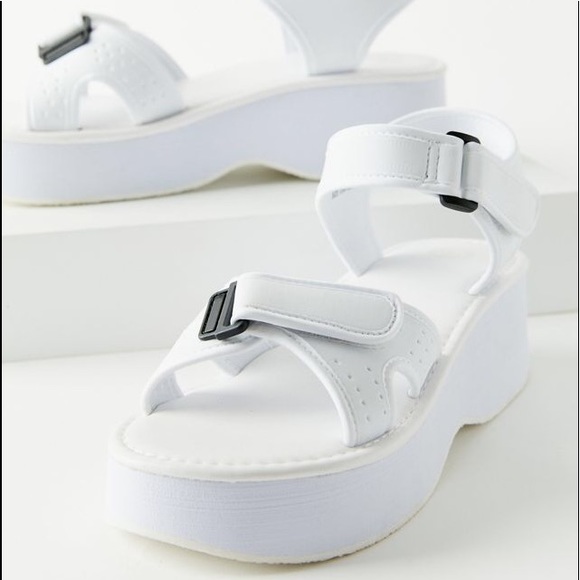 Jayna platform sandal - Picture 1 of 6